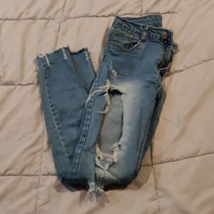 Destroyed jeggings